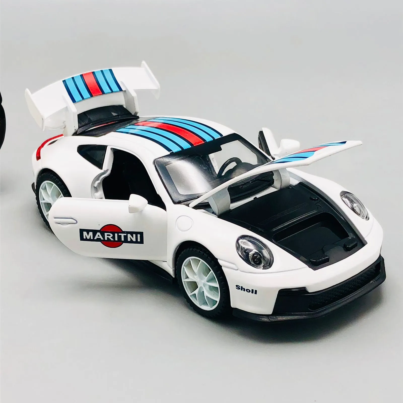 1:32 Diecast Printed Model Car With Light & Sound - Assortment