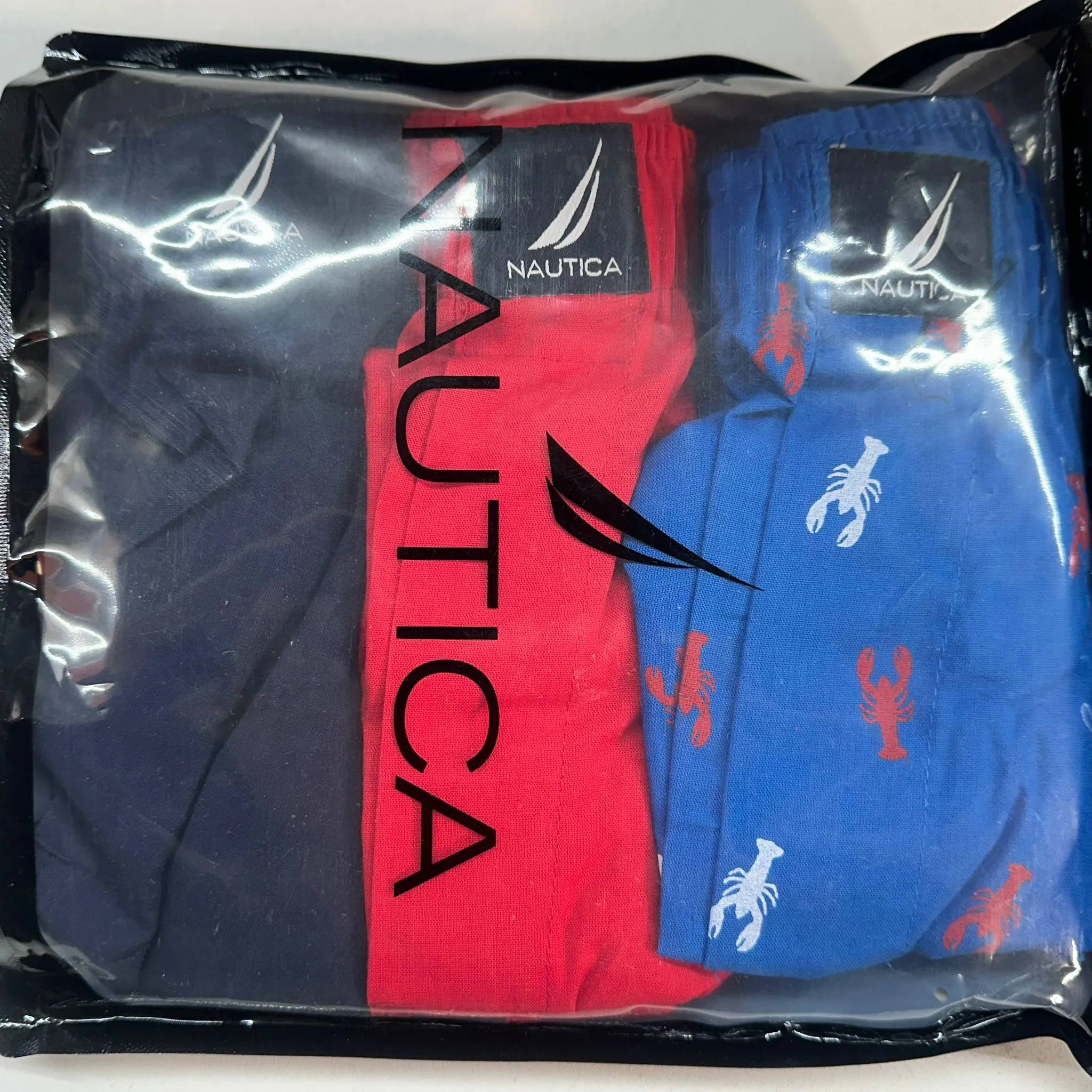 Nautica Men's 3-Pack Cotton Woven Boxers - Peacoat/Bright Red/Lobster, Size M (New).