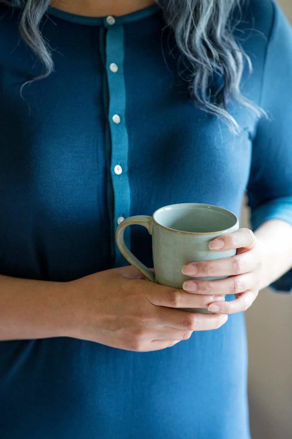 TWO-TONE THREE-QUARTER-LENGTH SOFT NIGHTSHIRT